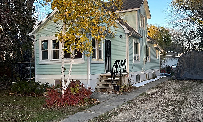 House For Sale Oakba...