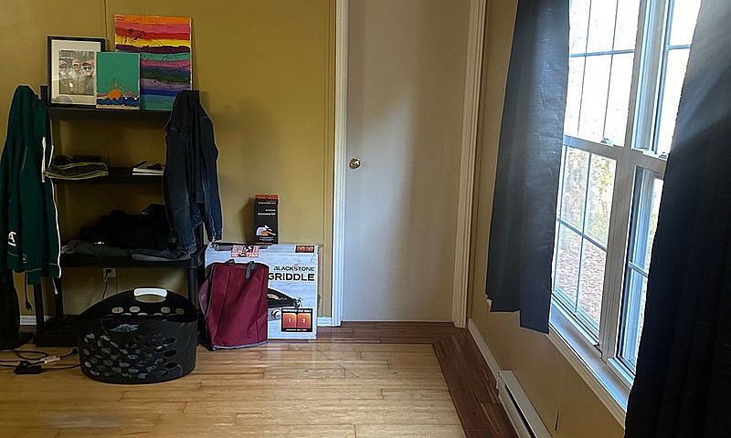 Cute Two Bedroom 10 ...