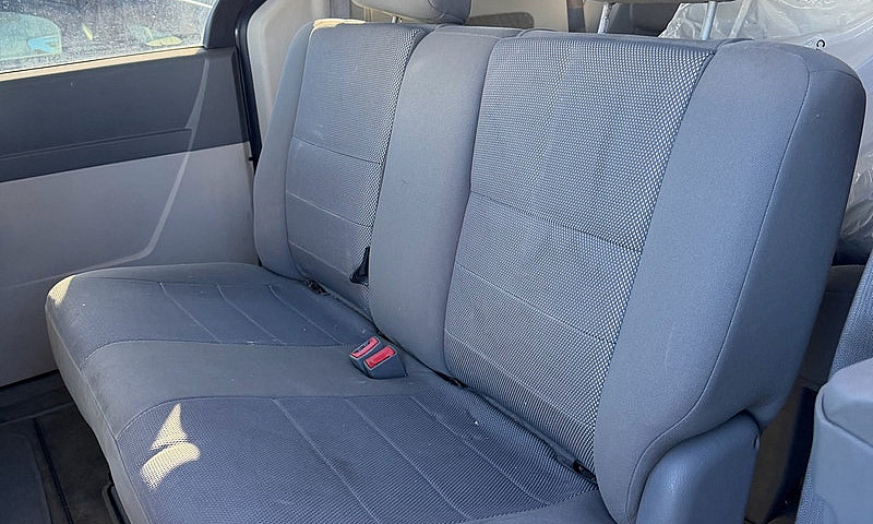2009 Dodge Caravan ...