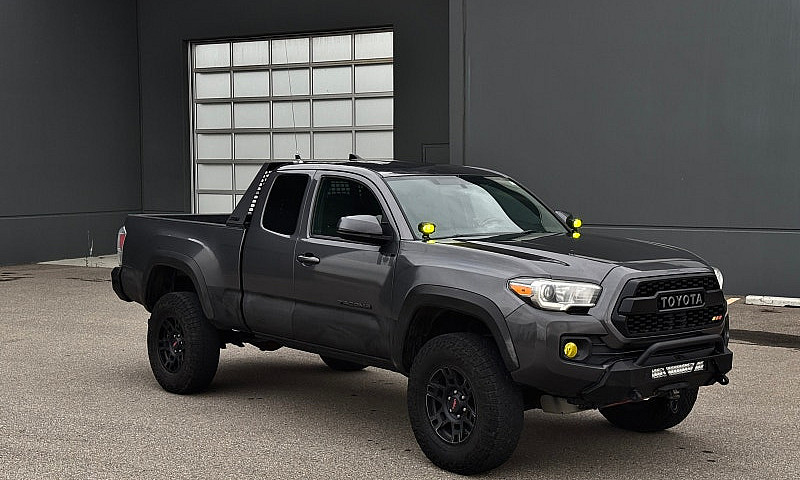 Toyota Tacoma Sr5 20...