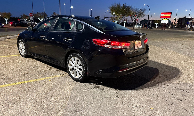 2017 Kia Optima...
