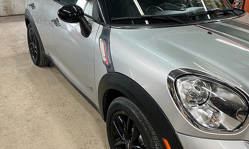 2012 Mini Cooper Cou...