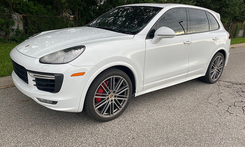 Porsche Cayenne Gts...