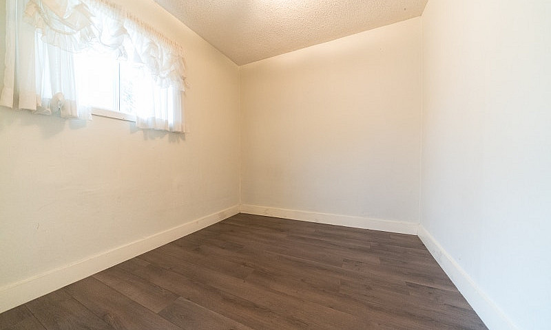 Two Bedroom House Fo...