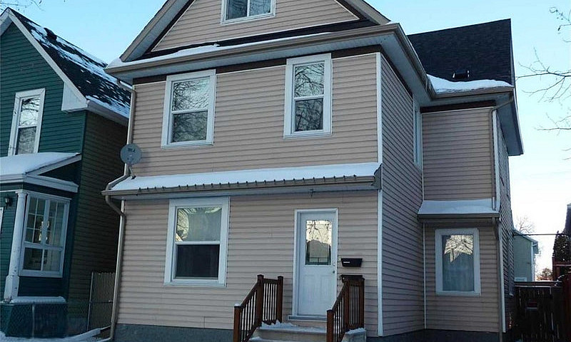 1 Bedroomed, 1 Full ...