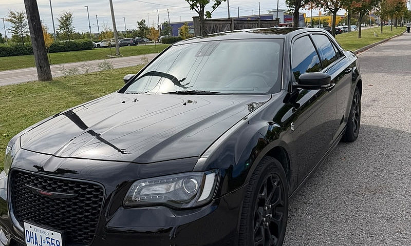2023 Chrysler 300...