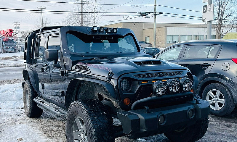 Jeep Wrangler Unlimi...