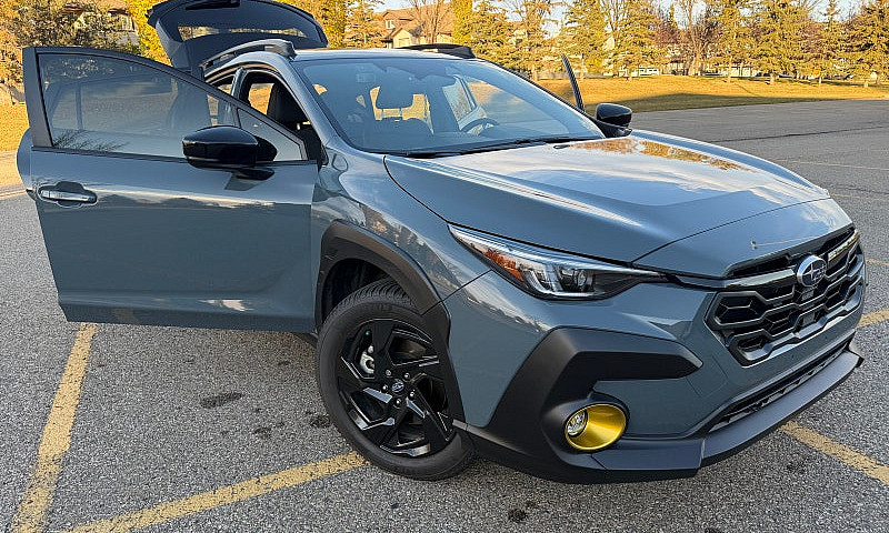 2024 Subaru Crosstre...