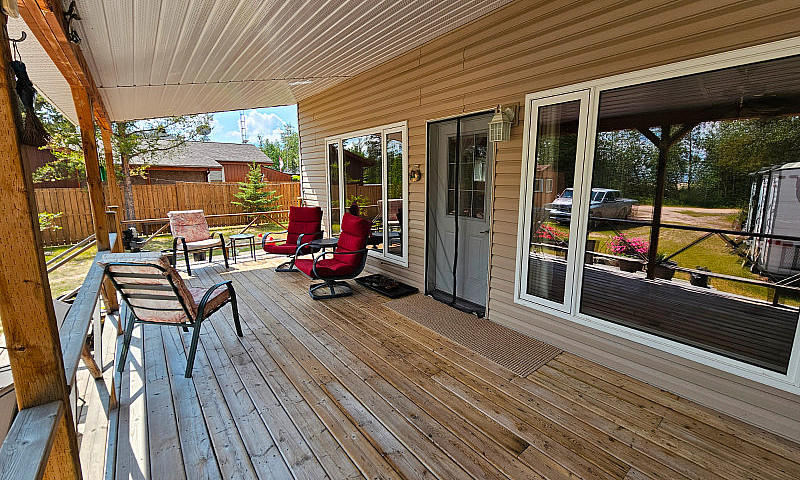 *Just Listed* 109 As...