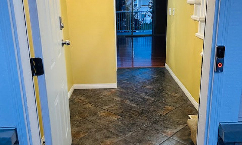 Townhouse For Rent...