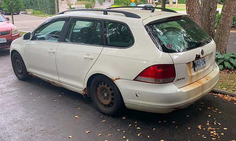 2009 Volkswagen Jett...