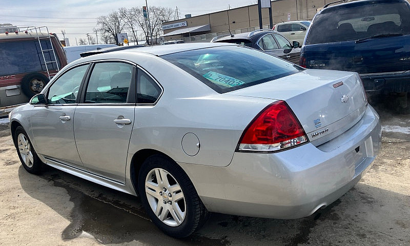 2012 Chevy Impala Ls...