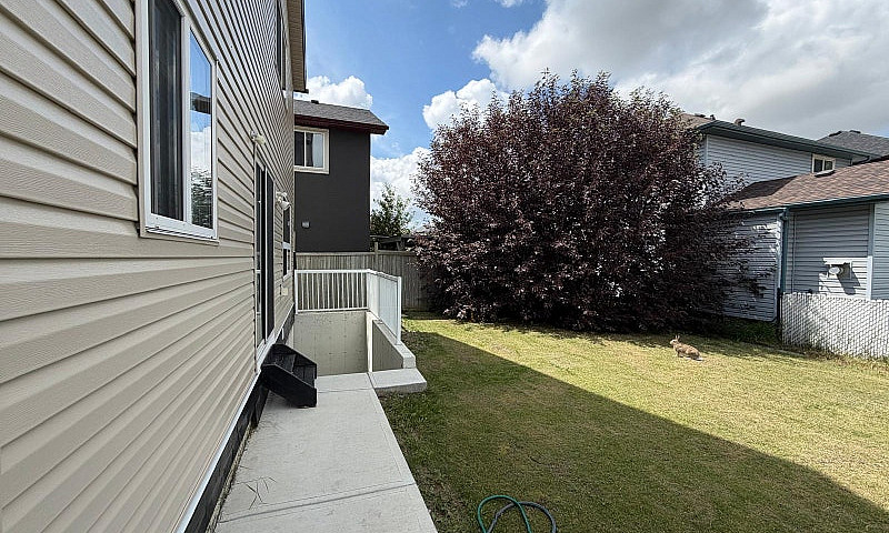 Spacious 2 Bedroom B...