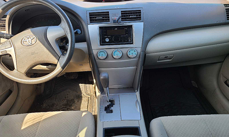 Toyota Camry Le 2,4 ...