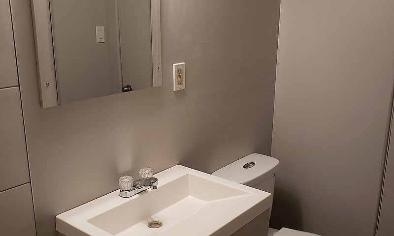 2 Bedroom Half Duple...