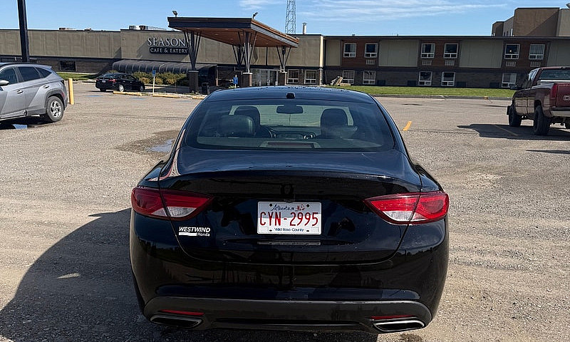 2015 Chrysler 200S...