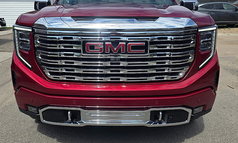 2024 Gmc Denali ...