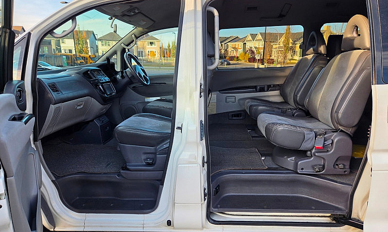 Mitsubishi Delica Ch...