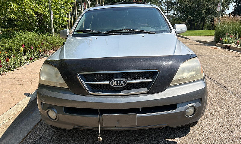2005 Kia Sorento 4X4...