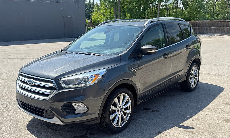 2017 Ford Escape Awd...