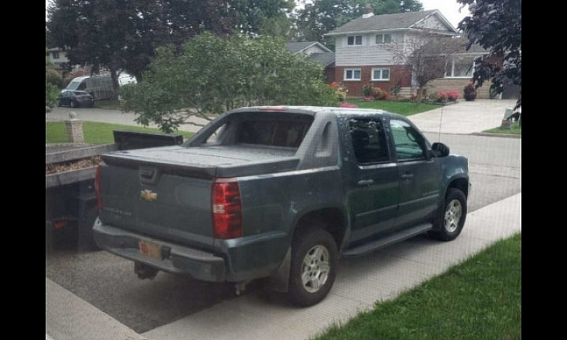 2008 Chevrolet Avala...
