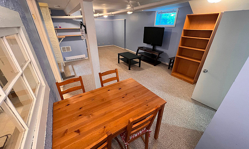 Student Housing (1 B...