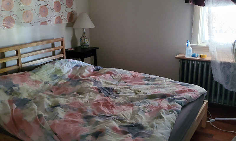 Unique 2Br + Den, Ut...