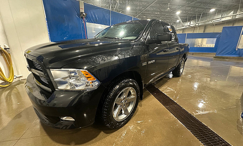 2010 Dodge Ram Sport...