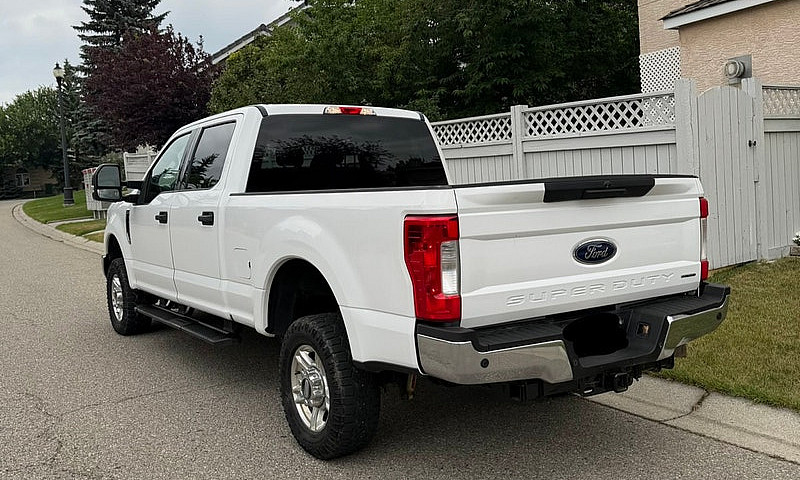 2017 Ford F250 Xlt 4...