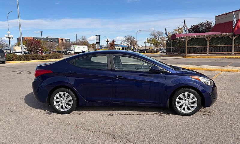 2012 Hyundai Elantra...