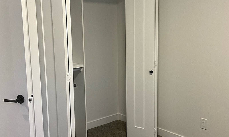 New Basement Suite F...