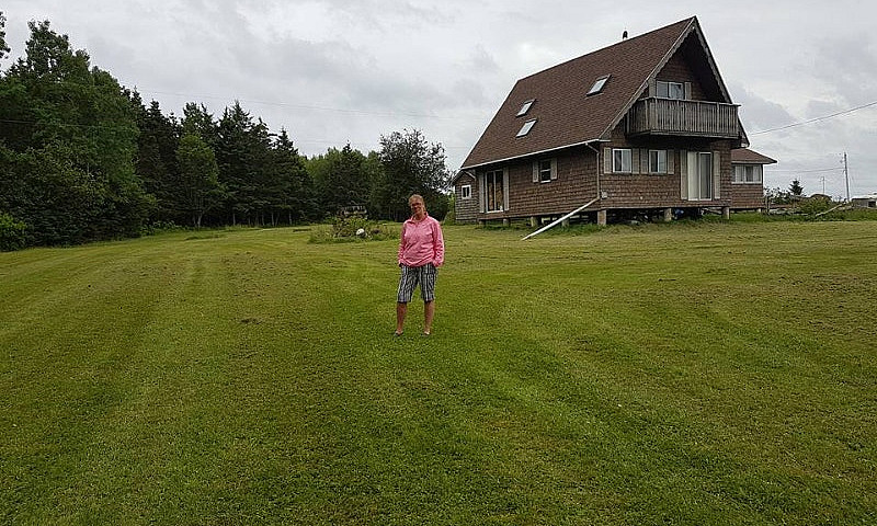 South Shore Ns. Zwic...