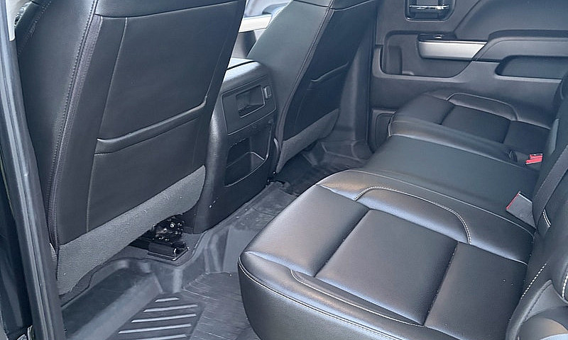 2018 Chevrolet Silve...
