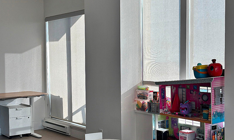 1200 Square-Feet 2 B...