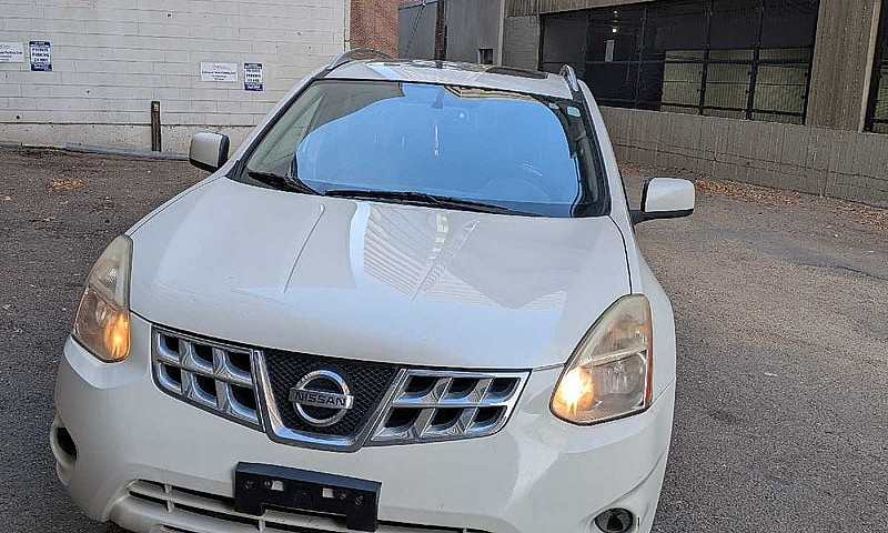 2011 Nissan Rogue...