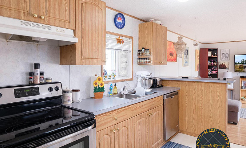 229-989 Range Road...