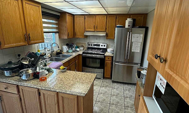 5 Bed 3 Full Bath Ho...