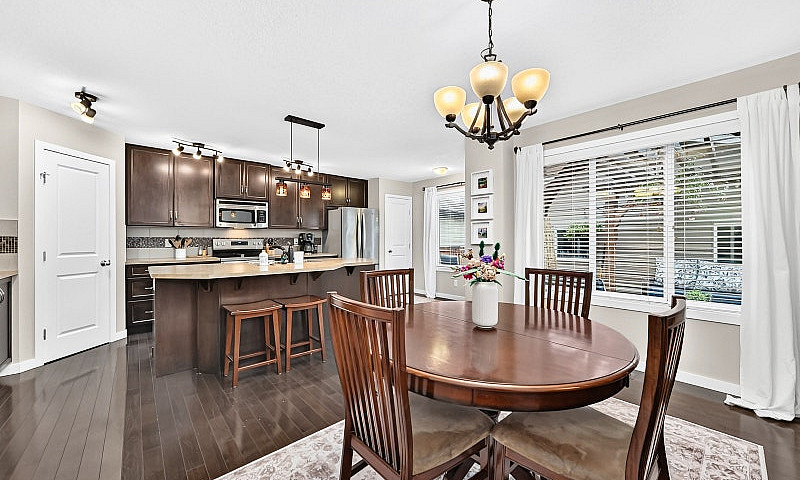 Extremely Rare 4 Bed...
