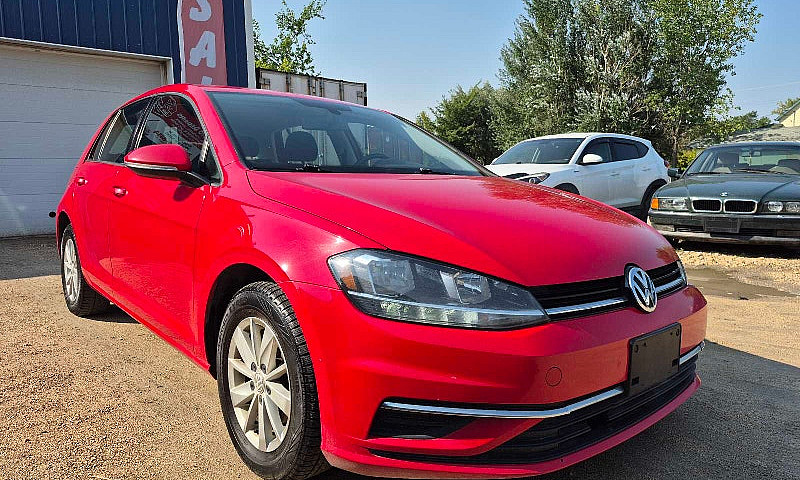 2019 Volkswagen Golf...