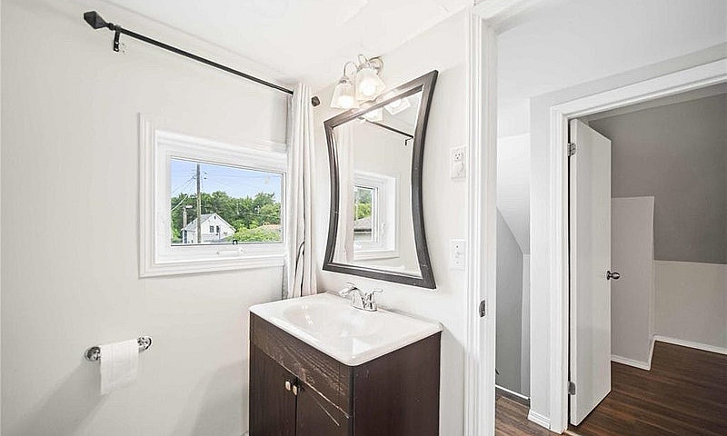 3 Bedroom Rental Pro...