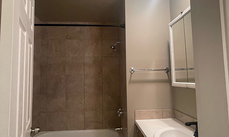 Next To Nait 1 Bd Ap...