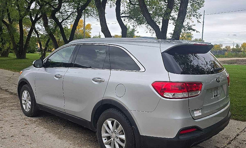 2016 Kia Sorento $7,...