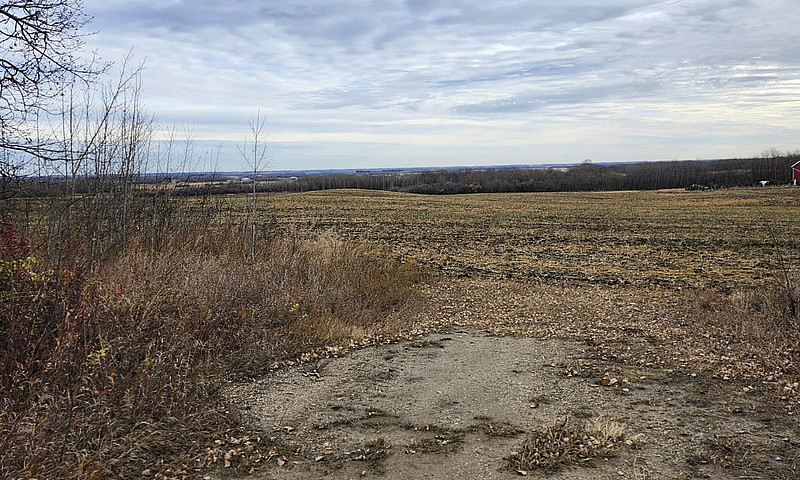 75 Acrea Farm Land 3...