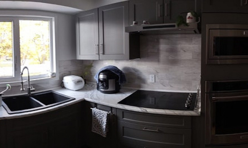 Fraser Lake 5 Bedroo...