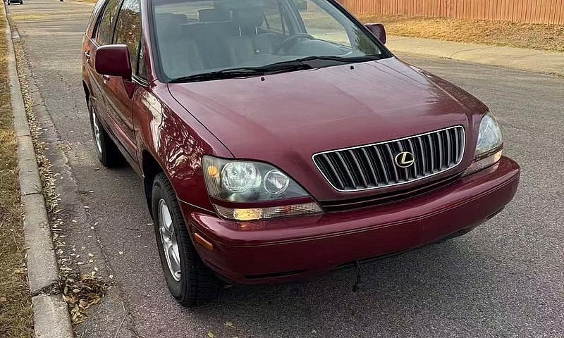 1999 Lexus Rx300...