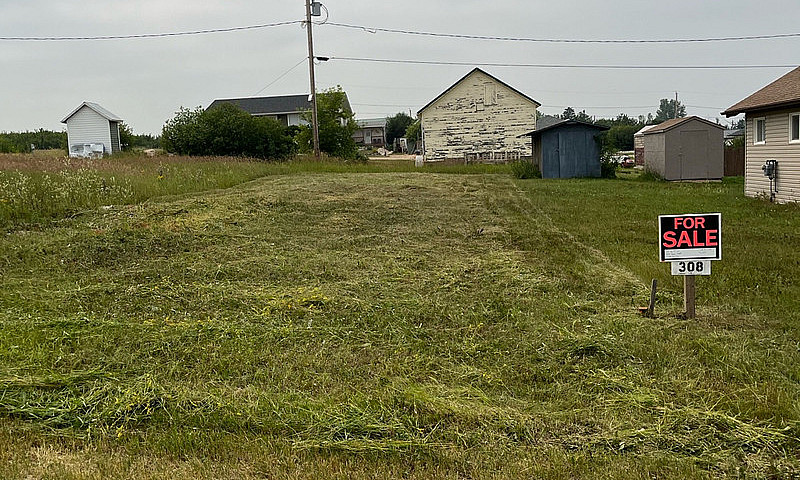 308 Jean St. Manitou...