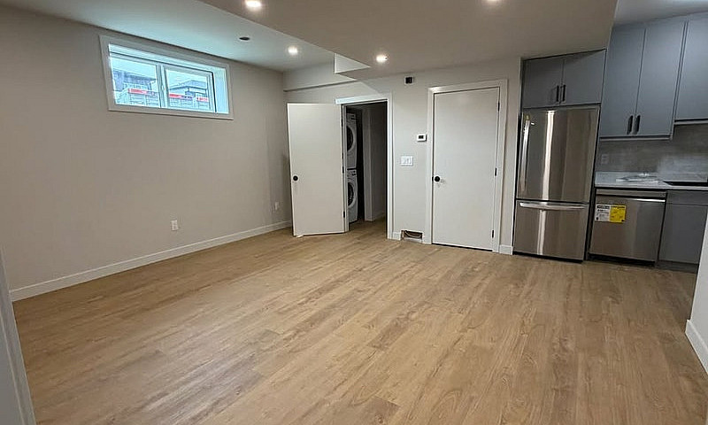 2 Beds 1 Bath Baseme...