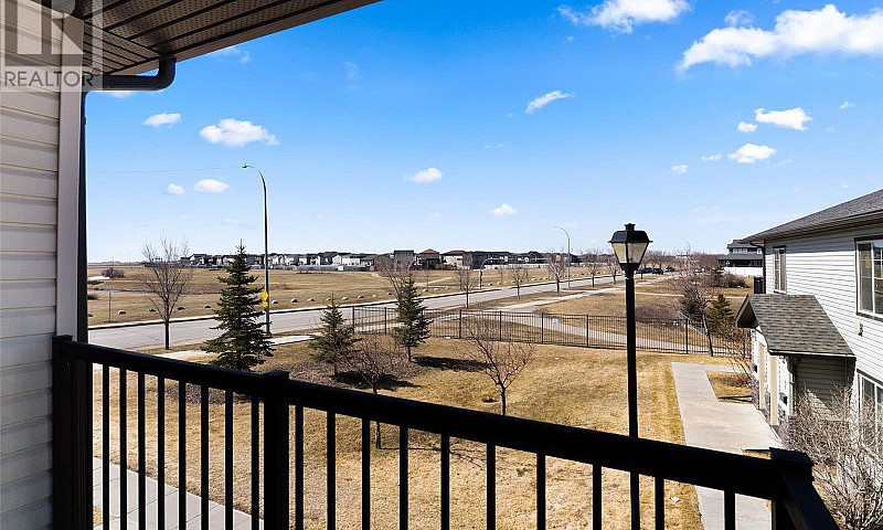 2 Beds 1 Bath - Town...