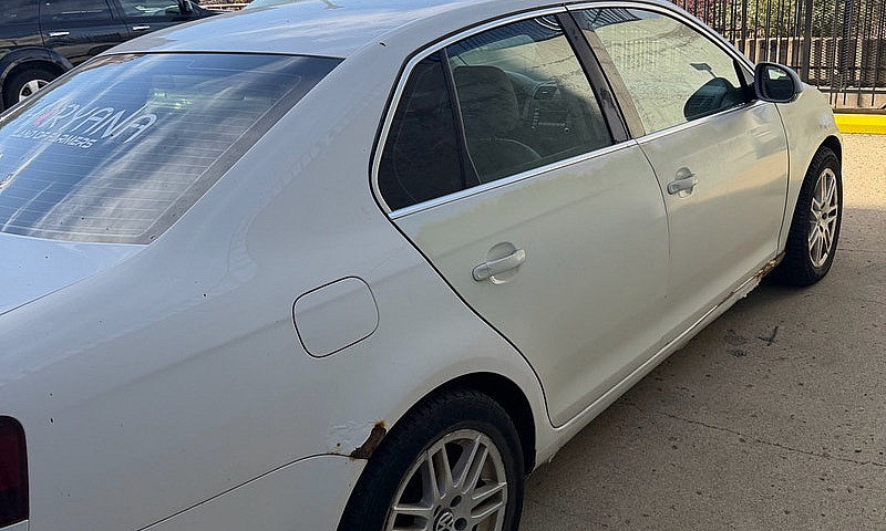 Volkswagen Jetta For...