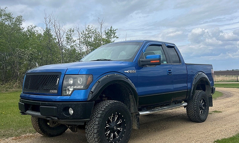 2009 Ford F-150...